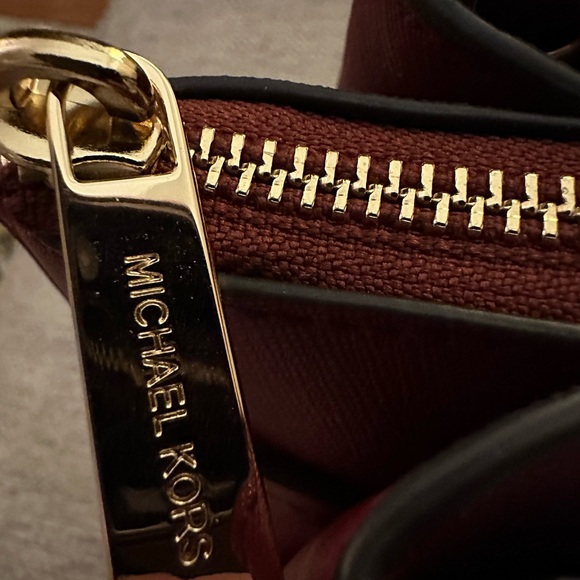 Michael Kors Rochelle Large Satchel in Brandy with Gold Hardware NEW WITH TAGS - Picture 15 of 16